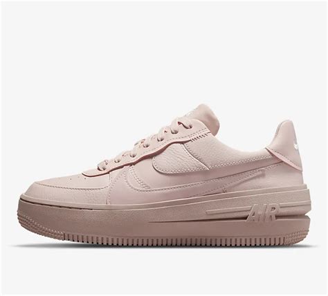 nike air force dames roze